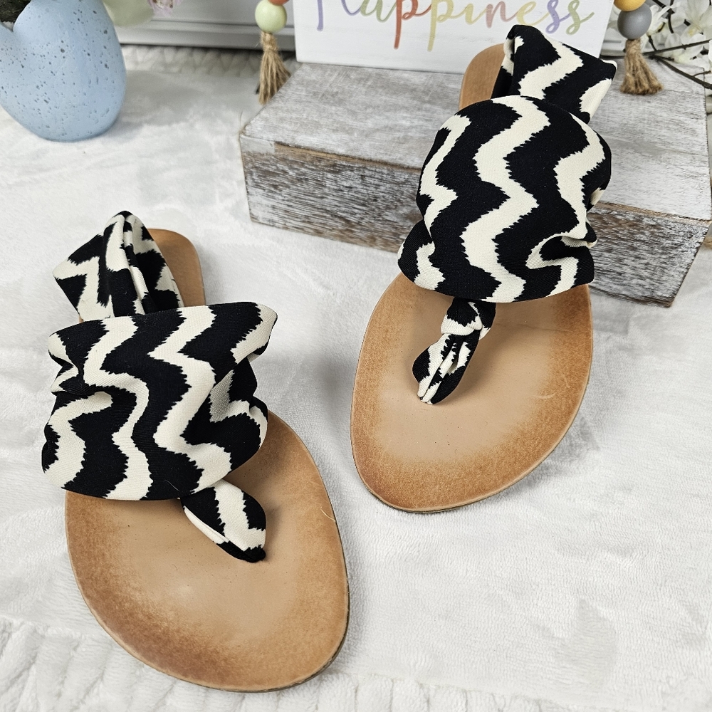 Dirty Laundry Beka 2 Stretch Thong Sandals